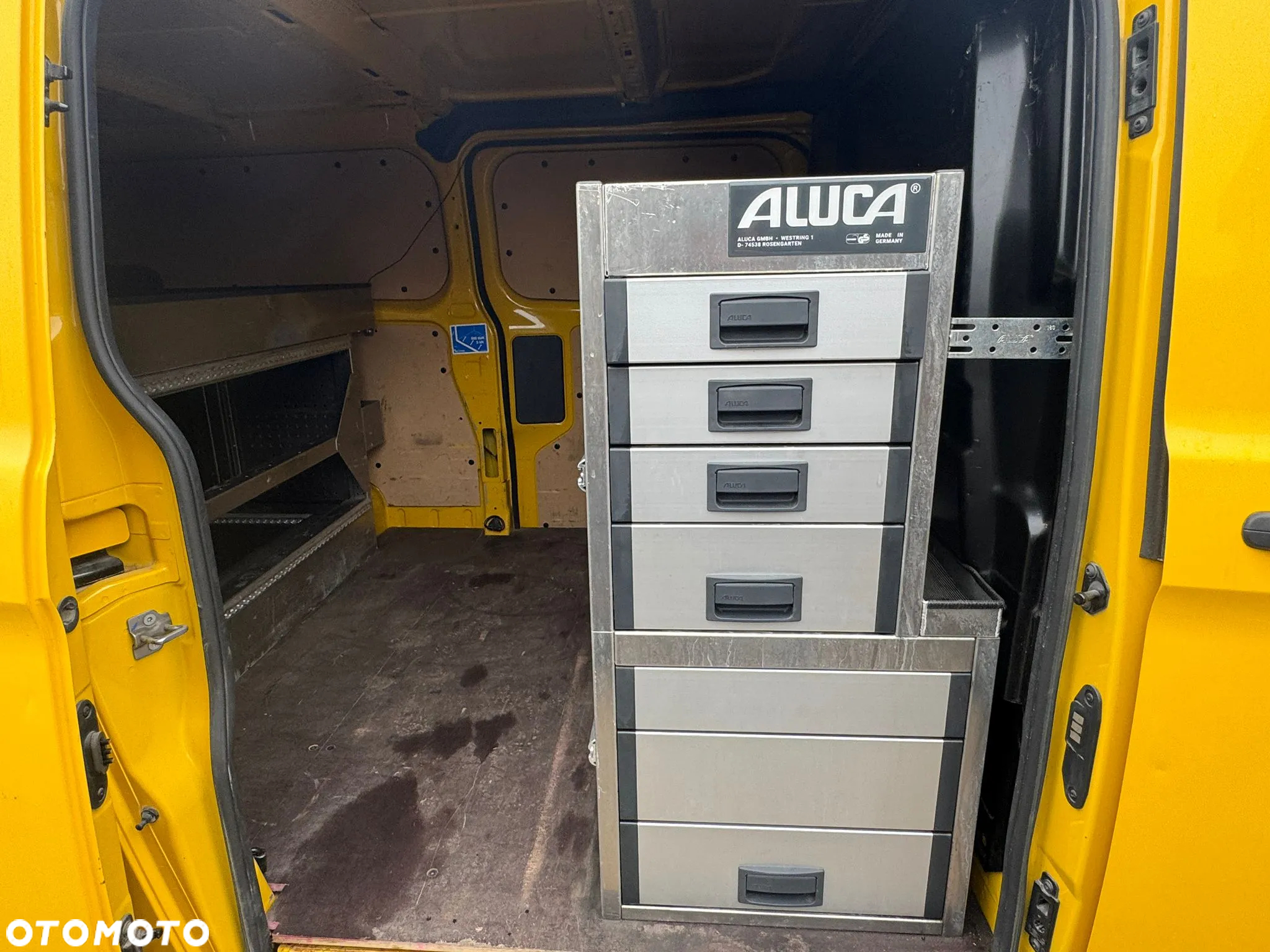 Ford TRANSIT CUSTOM - 13