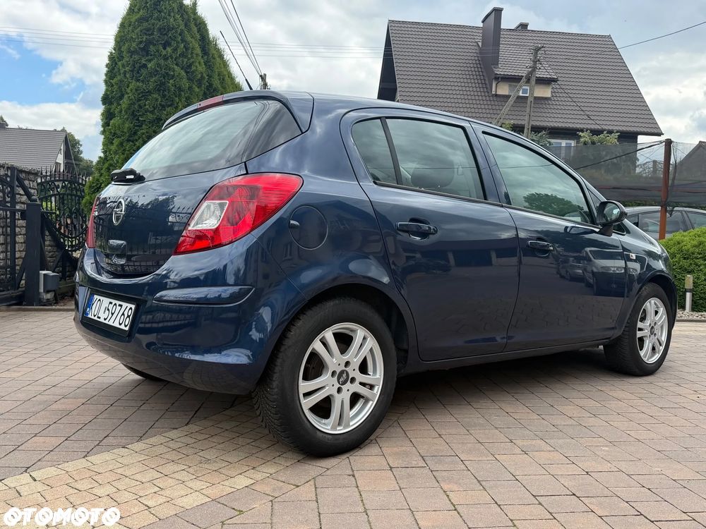 Opel Corsa 1.4 16V Edition - 5