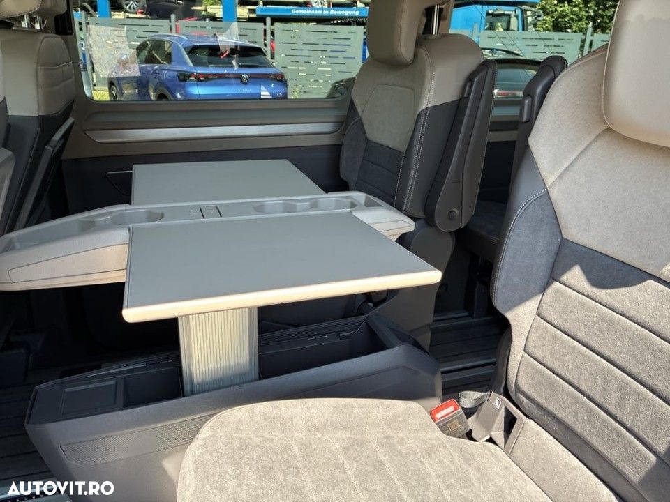 Volkswagen Multivan - 7