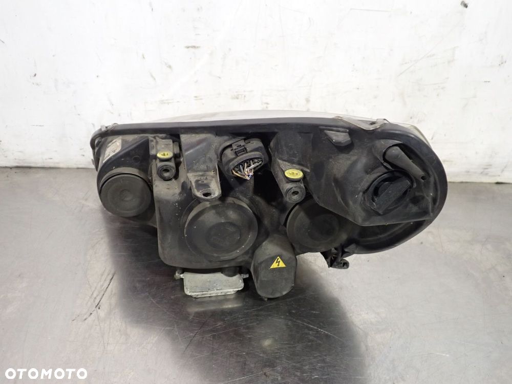 LAMPA PRAWA PRZEDNIA XENON FORD S-MAX I 5DV009000-00 - 4
