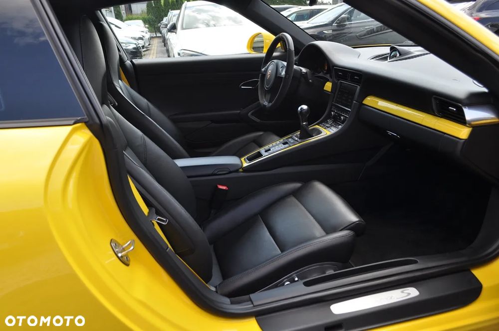 Porsche 911 Carrera S 50 Jahre - 29