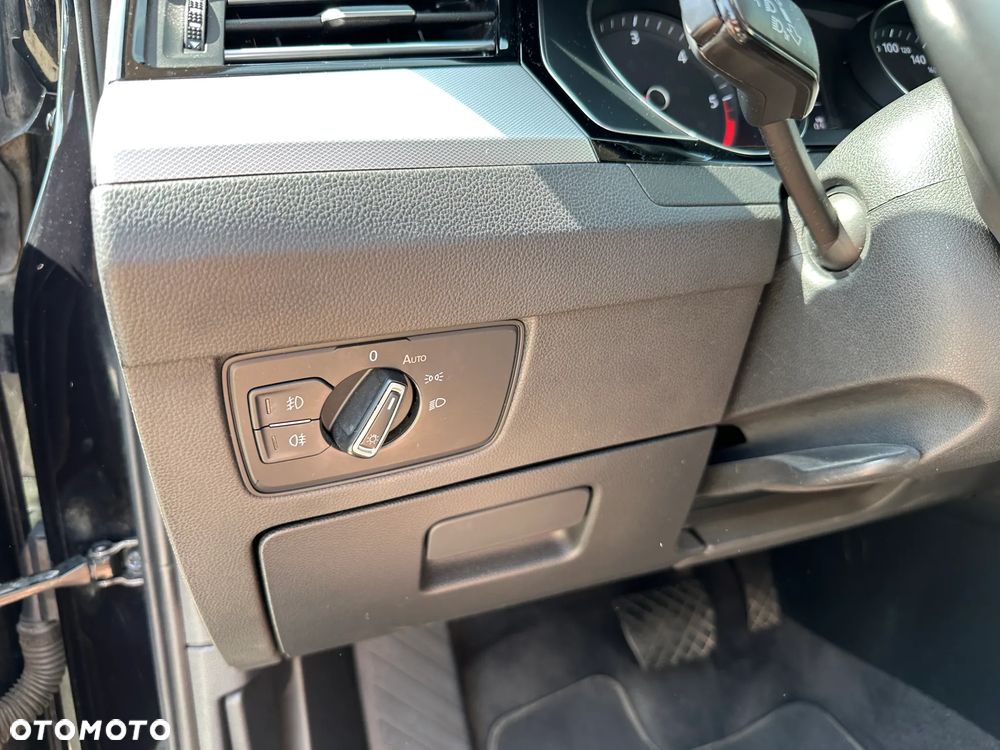 Volkswagen Passat Variant - 19