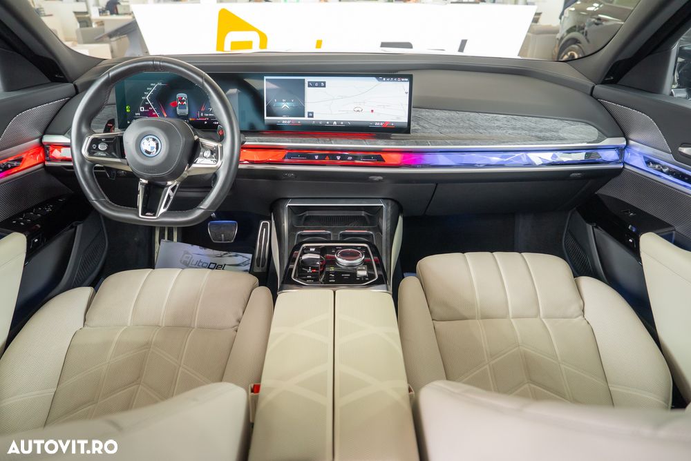 BMW M7 M760e xDrive - 26