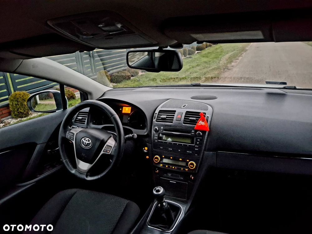 Toyota Avensis 2.0 D-4D Sol - 7