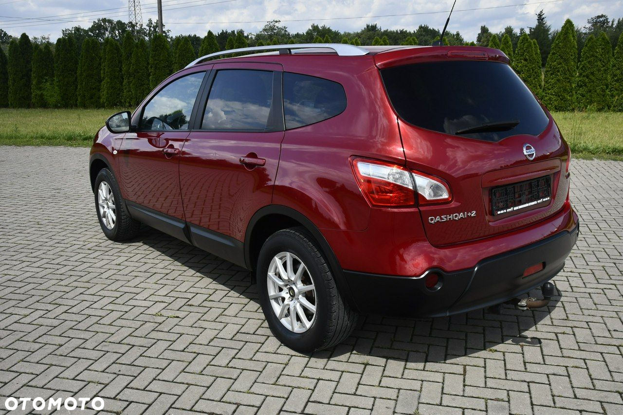 Nissan Qashqai+2 - 12