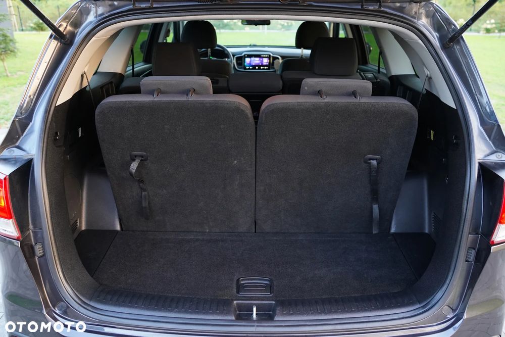 Kia Sorento - 10