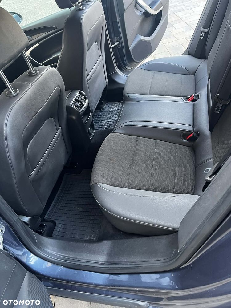 Opel Insignia 2.0 CDTI - 9