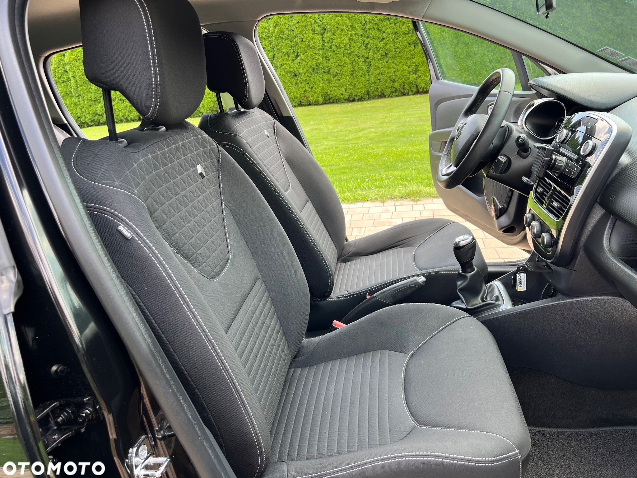 Renault Clio (Energy) TCe 90 Start & Stop LIMITED - 28