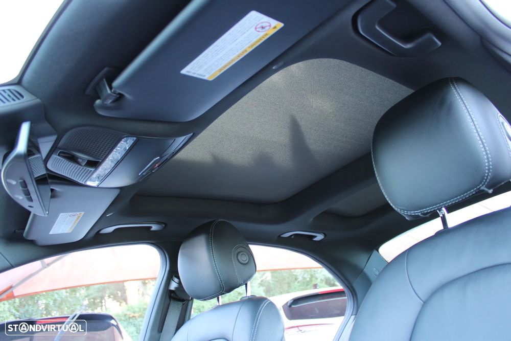 Mercedes-Benz C 300 4Matic 9G-TRONIC AMG Line Advanced - 54