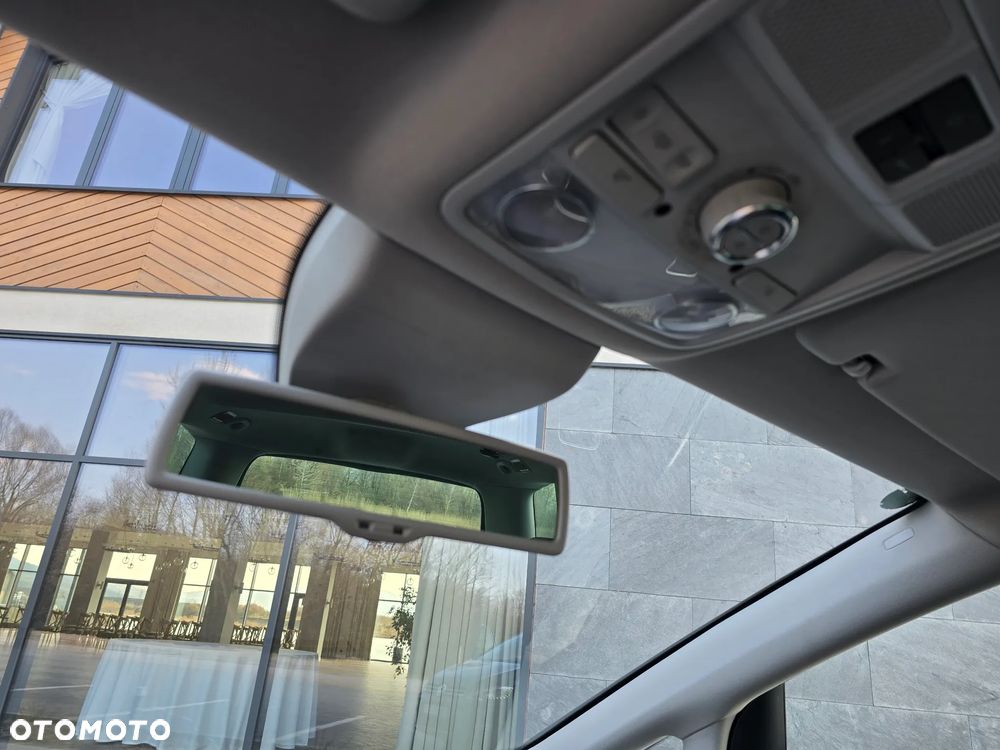 Volkswagen Sharan 2.0 TDI 4Mot Highline - 22