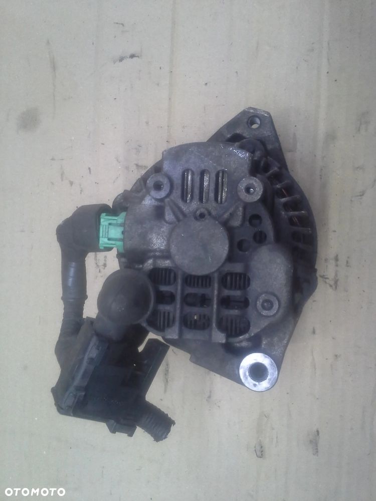 Honda FR-V 1.7V-Tec alternator A5TA6991A  AHGA64 - 15