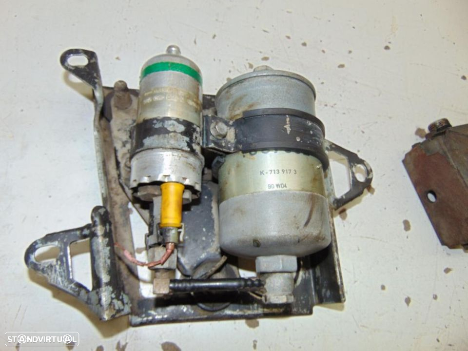 Volvo 780 Turbo coupê Bertone bomba de gasolina - 2