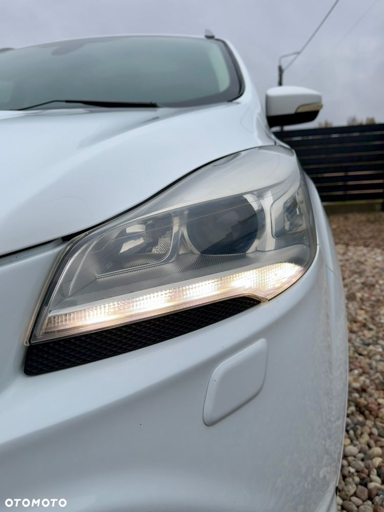 Ford Kuga 2.0 TDCi FWD Titanium Plus - 11