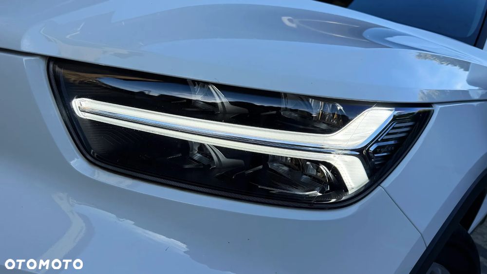 Volvo XC 40 T3 Geartronic Momentum Core - 13
