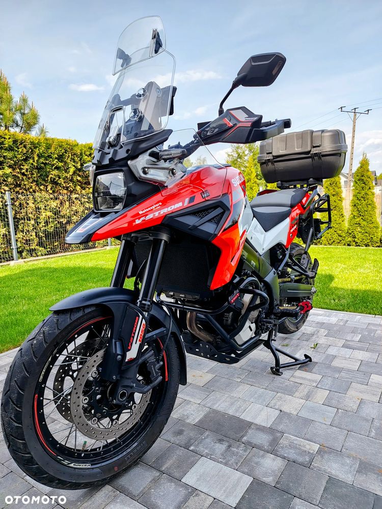 Suzuki V-STROM - 1