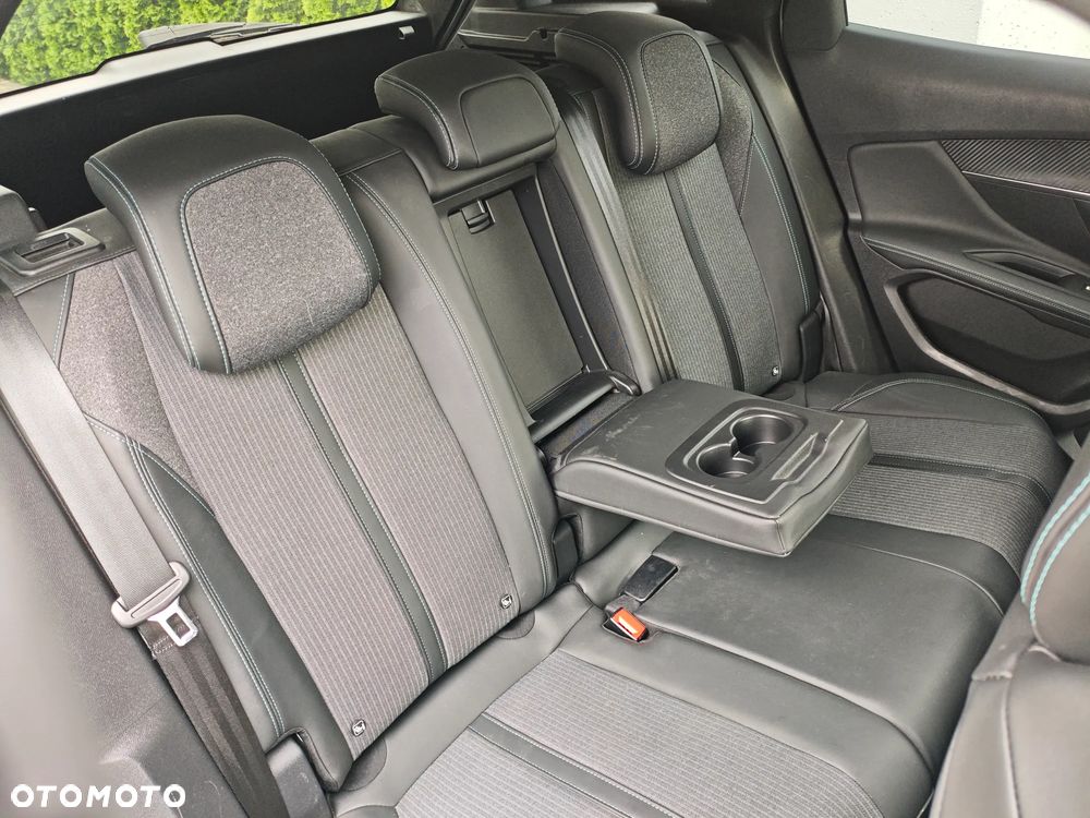 Peugeot 3008 PureTech 130 Stop & Start GPF Allure - 27