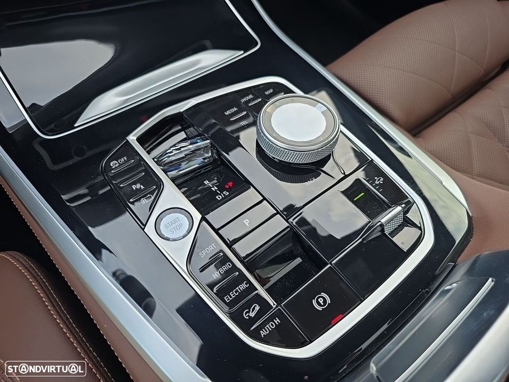 BMW X5 50 e xDrive Edição Desportiva M - 17