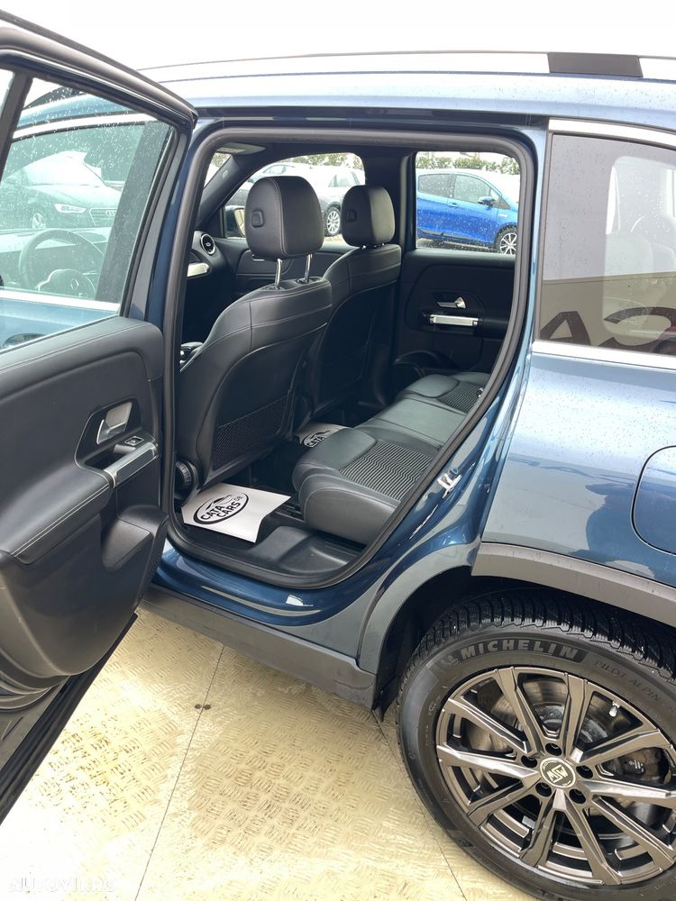 Mercedes-Benz GLB - 26