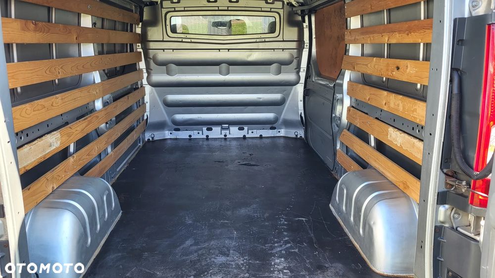 Opel Vivaro - 6