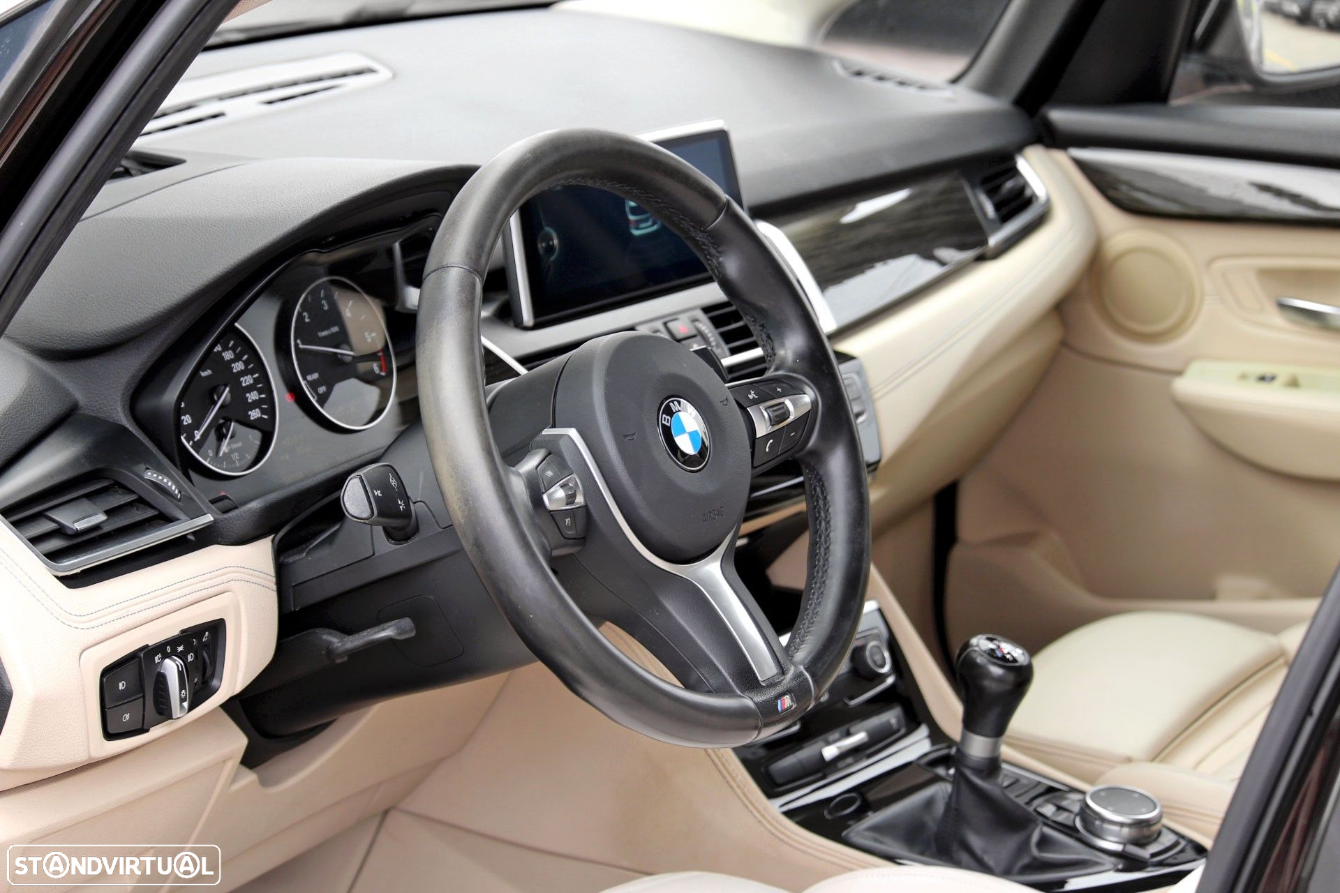 BMW 216 Active Tourer d Line Sport - 11