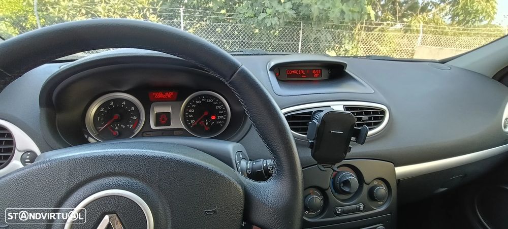 Renault Clio 1.2 16V Dynamique - 6