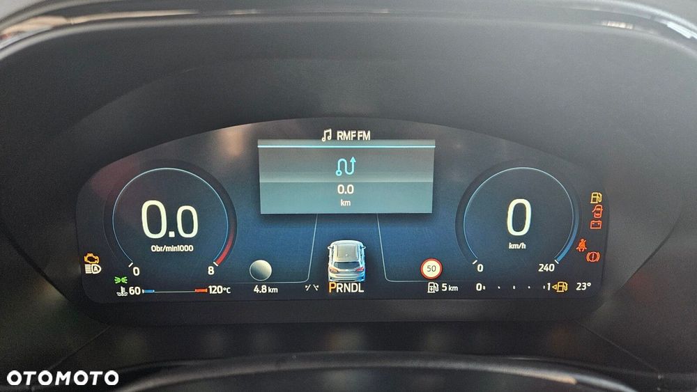 Ford Focus 1.0 EcoBoost Hybrid ST-LINE X - 14