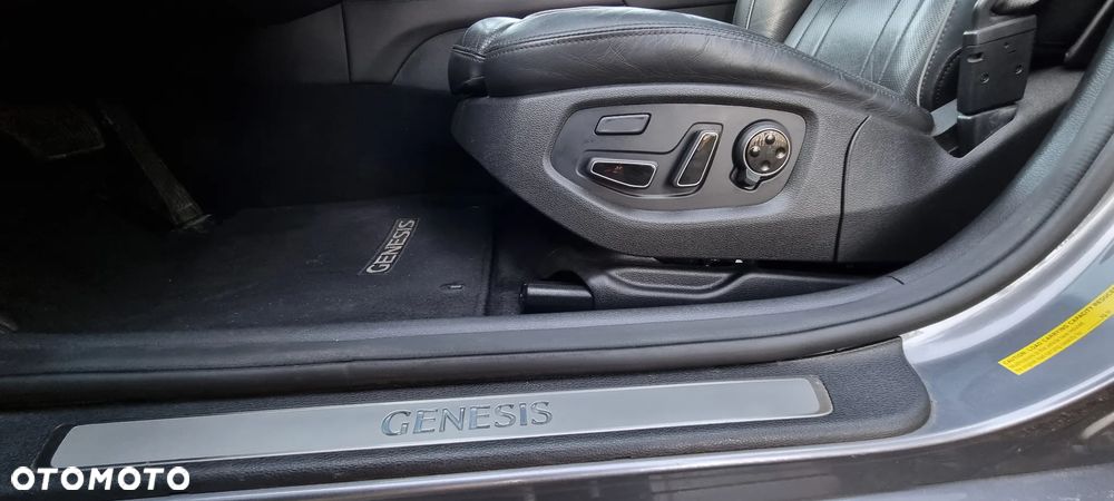 Genesis G80 - 35