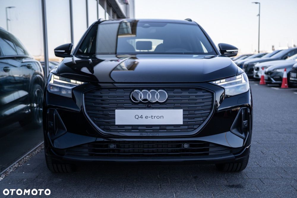 Audi Q4 e-tron - 2