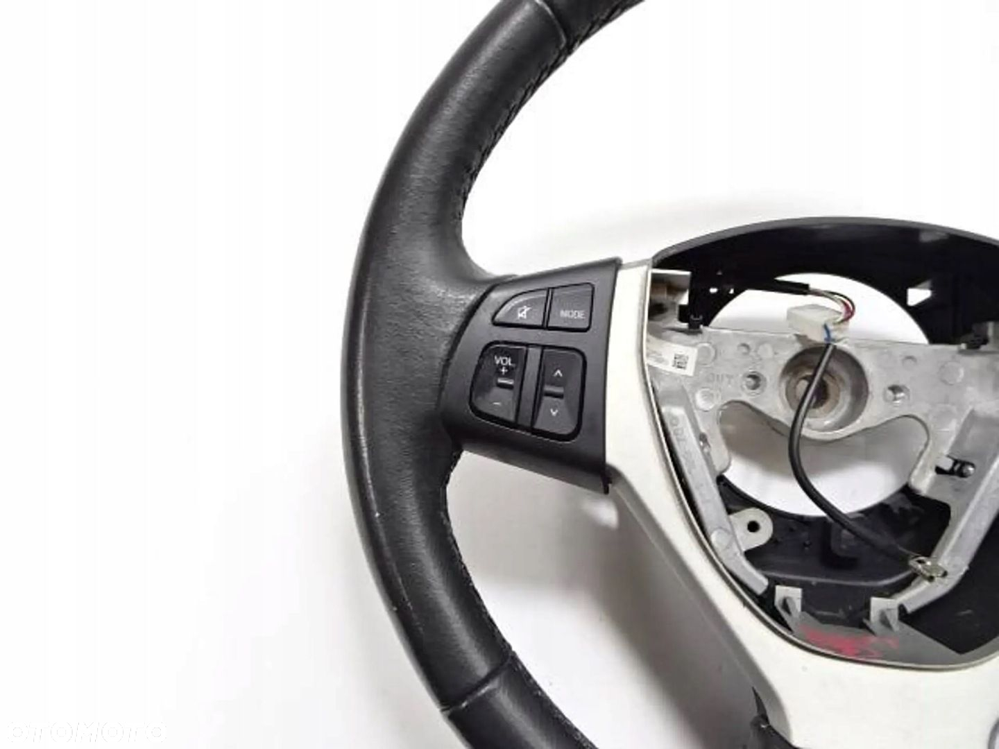 Kierownica SKÓRA MULTI Suzuki Swift MK7 - 6