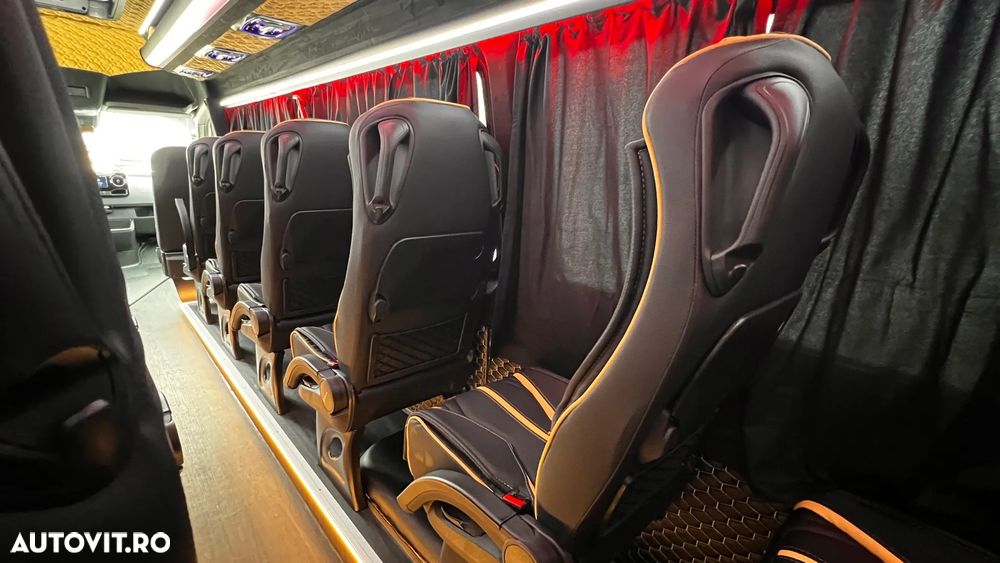 Mercedes-Benz Sprinter 517 CDI Microbuz 19+1+1 - 18