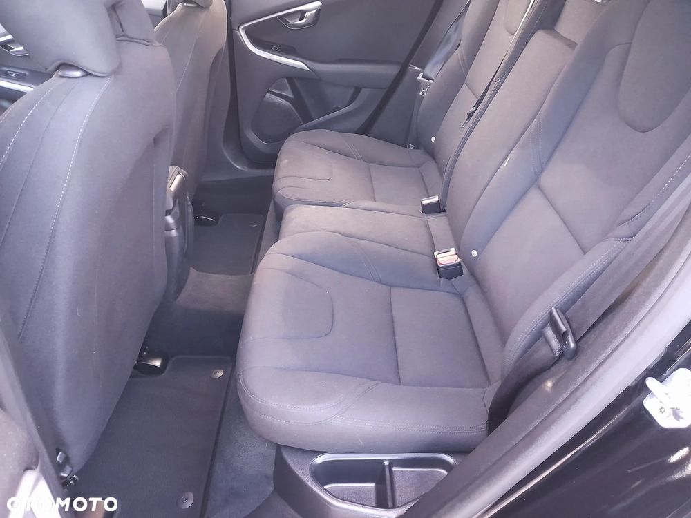 Volvo V40 D2 Geartronic Kinetic - 20