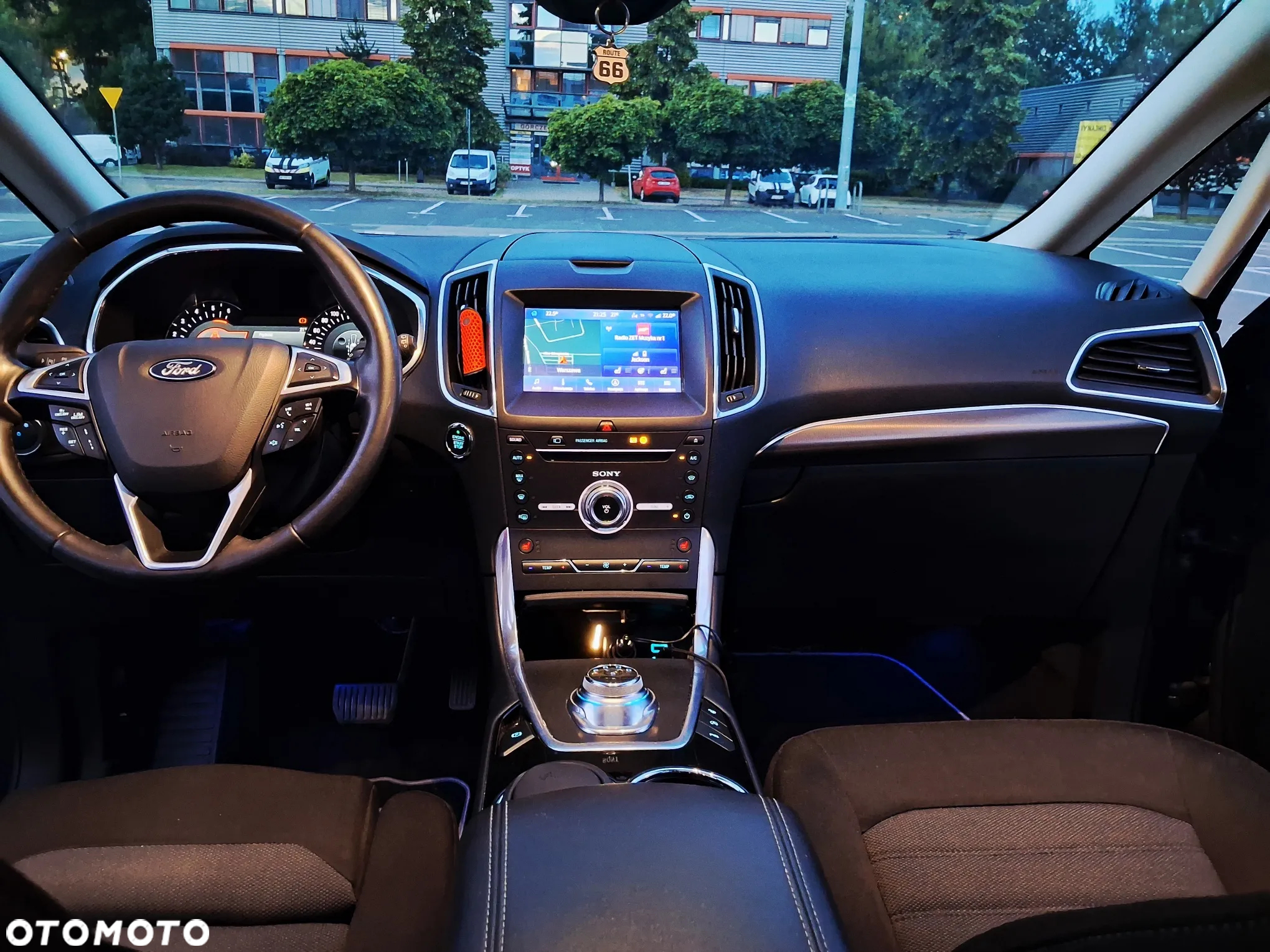 Ford S-Max 2.0 EcoBlue Titanium - 20