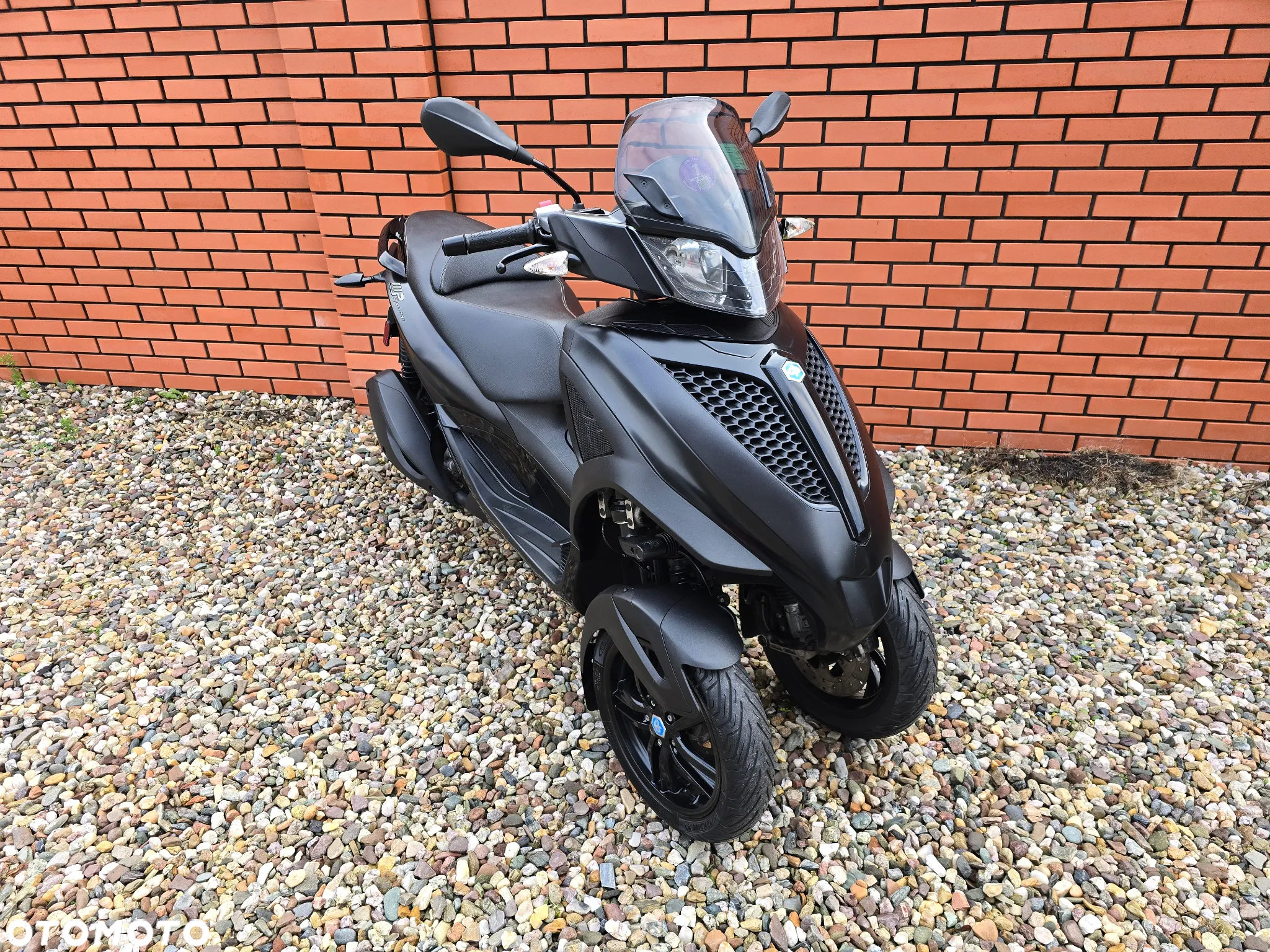 Piaggio MP-3 - 3