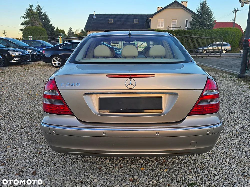Mercedes-Benz Klasa E - 10