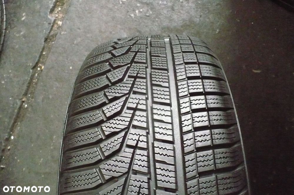 HANKOOK Winter ICept Evo2 W320 215/60R17 7,1mm 2019 - 1