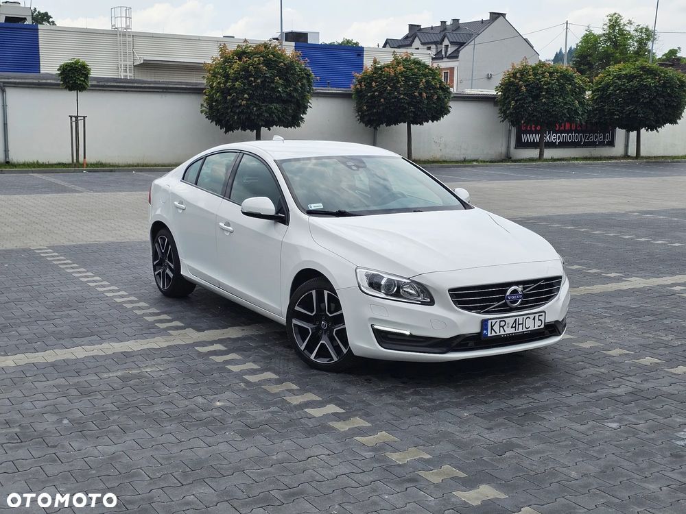 Volvo S60 T3 Drive-E Momentum - 21