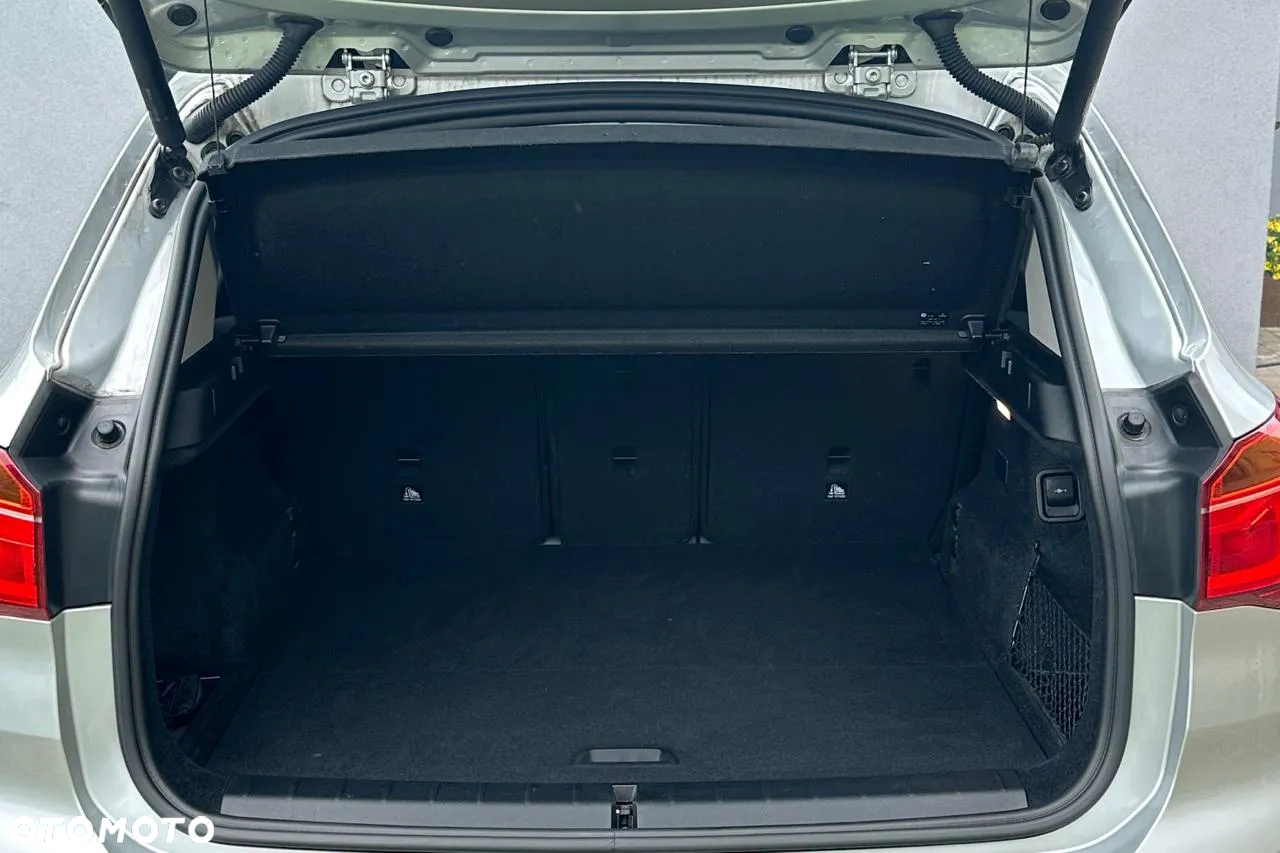 BMW X1 sDrive18i Advantage - 16