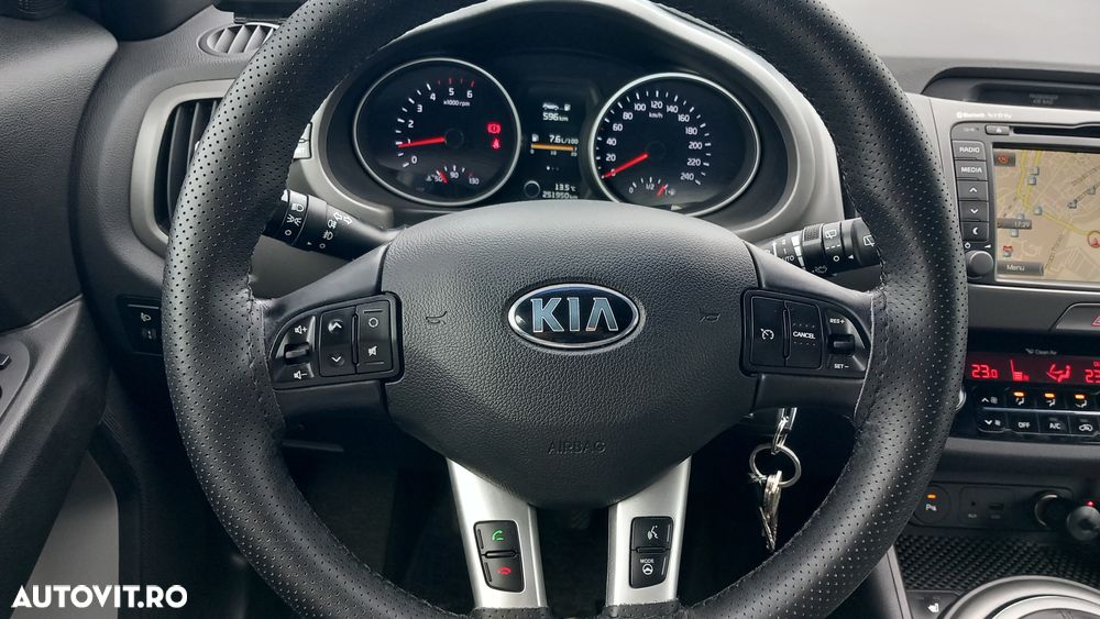Kia Sportage 1.7 DSL MT 4x2 PREMIUM - 17