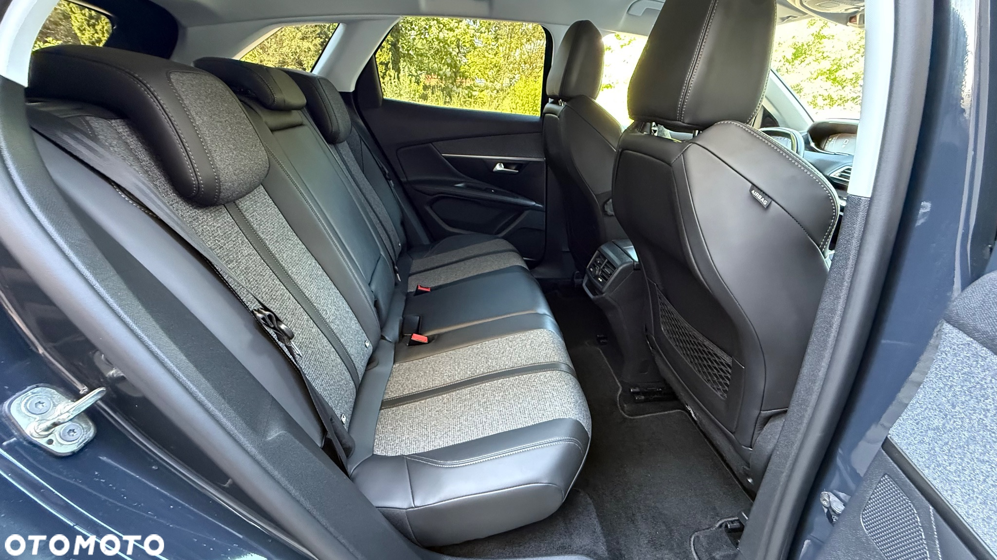Peugeot 3008 BlueHDi 130 Stop & Start EAT8 Allure - 21