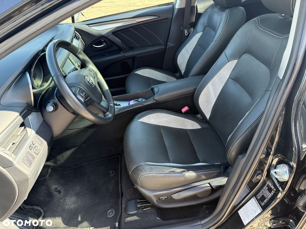Toyota Avensis Combi 1.8 Multidrive S Edition - 34