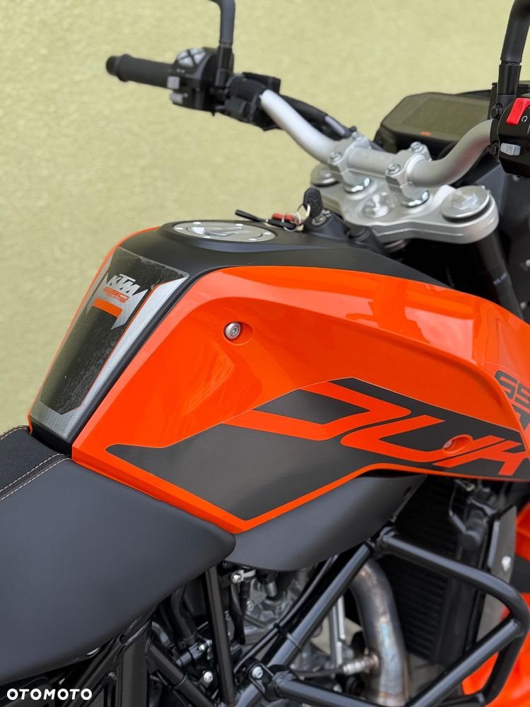 KTM Duke - 16