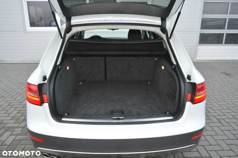 Audi A4 Allroad 2.0 TDI Quattro - 36
