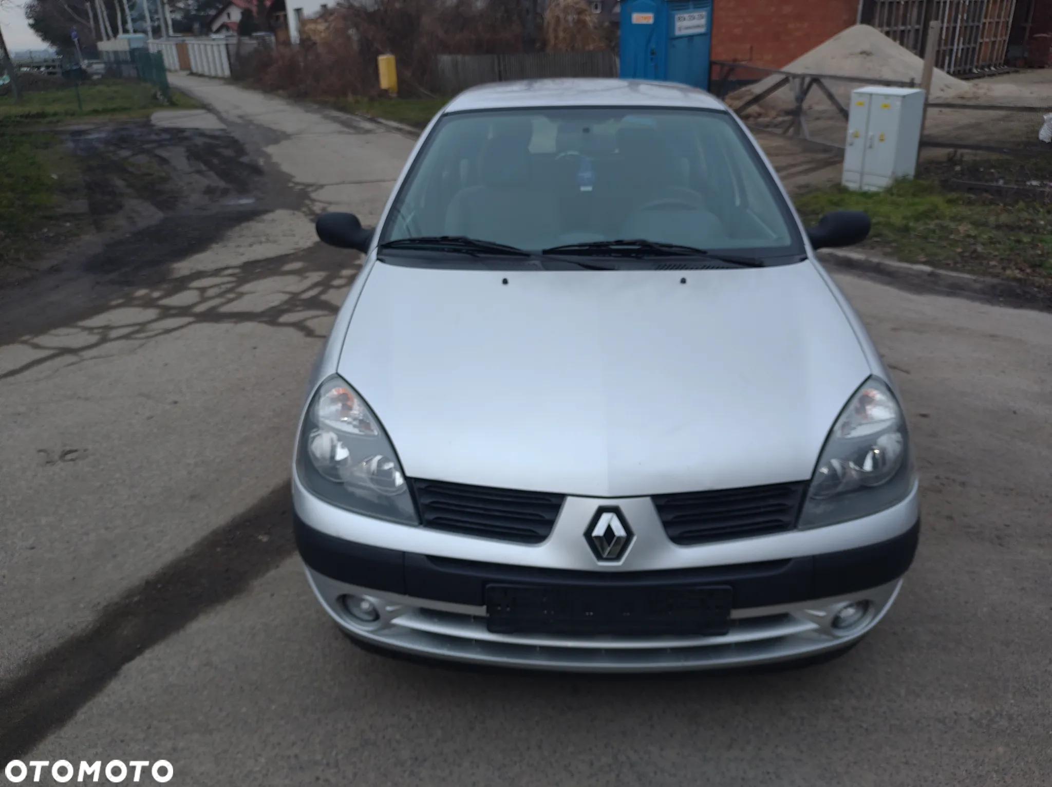 Renault Clio 1.2 16V 75 Collection - 6