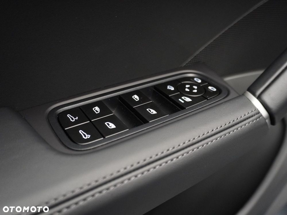 Porsche Cayenne Black Edition - 21