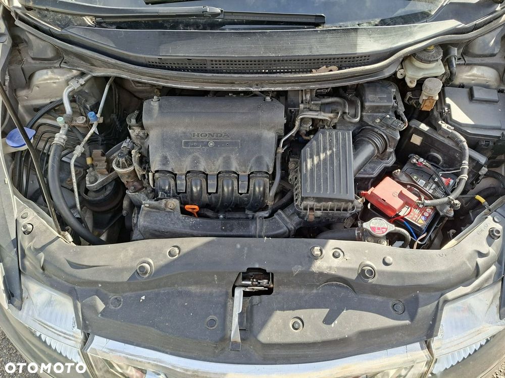 Honda Civic 1.4 Comfort - 27