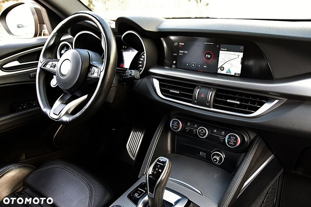 Alfa Romeo Stelvio 2.0 Turbo Veloce Q4 - 36