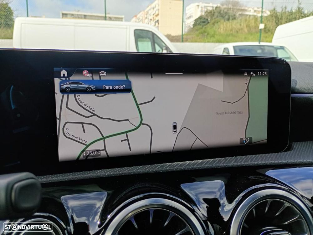 Mercedes-Benz A 250 Limousine e 8G-DCT AMG Line Advanced Plus - 48