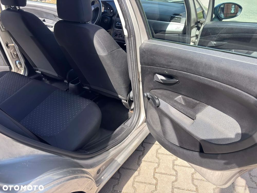 Fiat Grande Punto 1.4 8V Active - 27