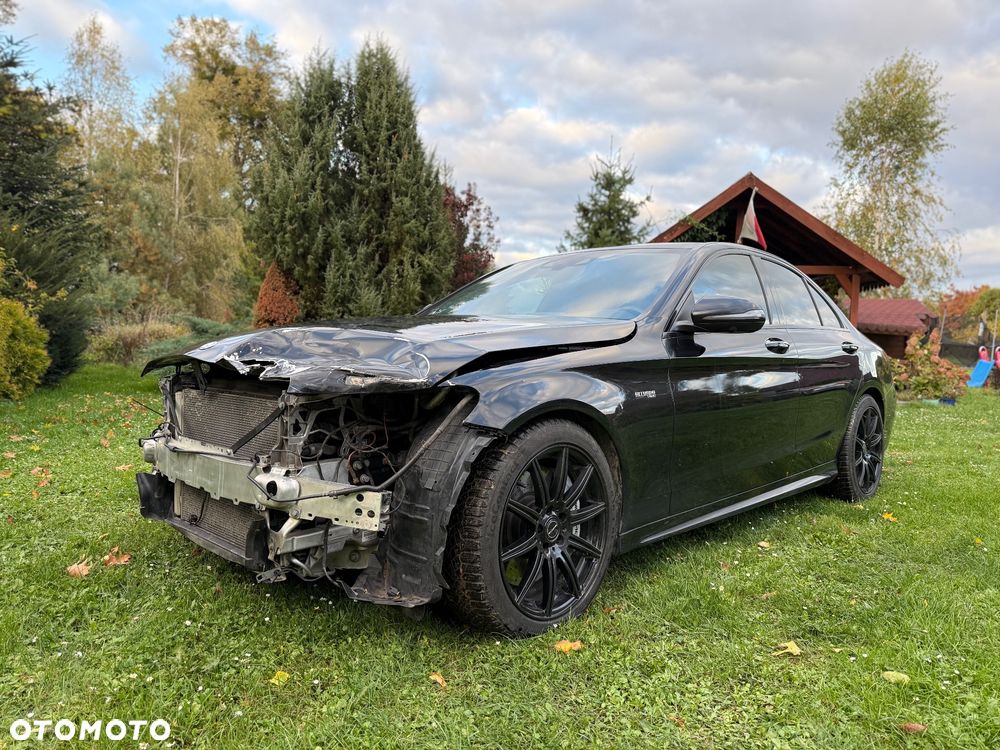 Mercedes-Benz Klasa C AMG 43 4Matic 9G-TRONIC - 1