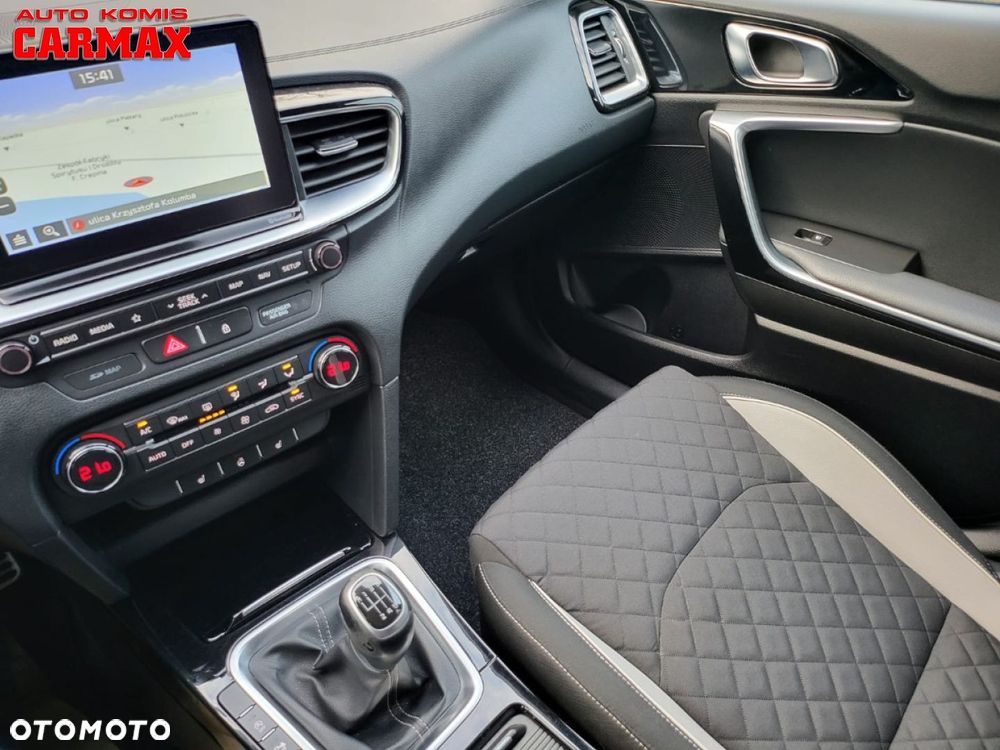 Kia ProCeed 1.6 CRDi SCR GT LINE - 26